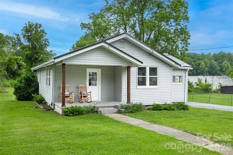 154 Burrell Avenue, Brevard, NC 28712 - #2