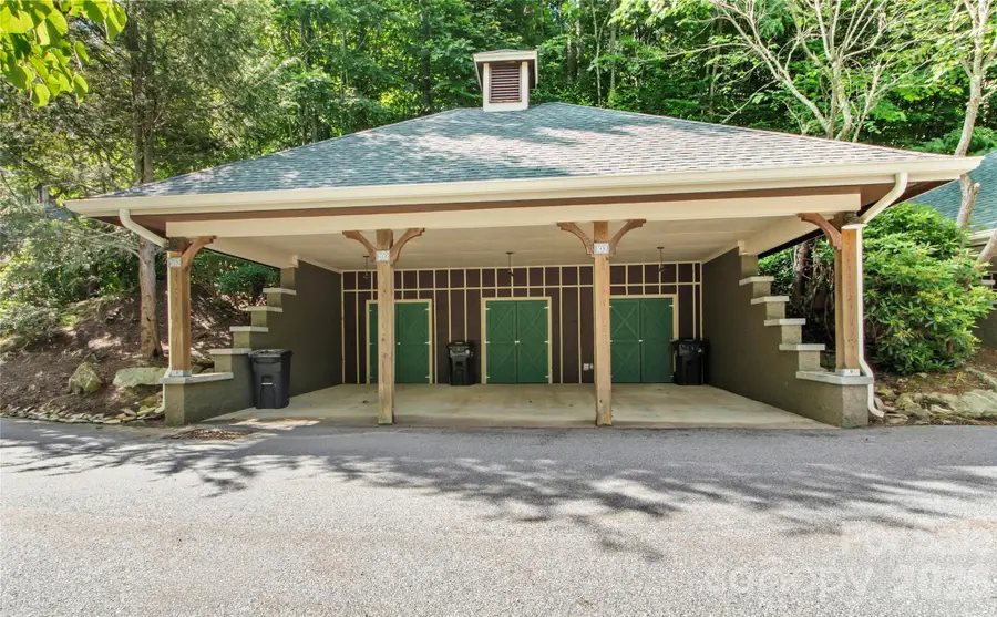 250 Creekside Way #C102, Burnsville, NC 28714 - #2