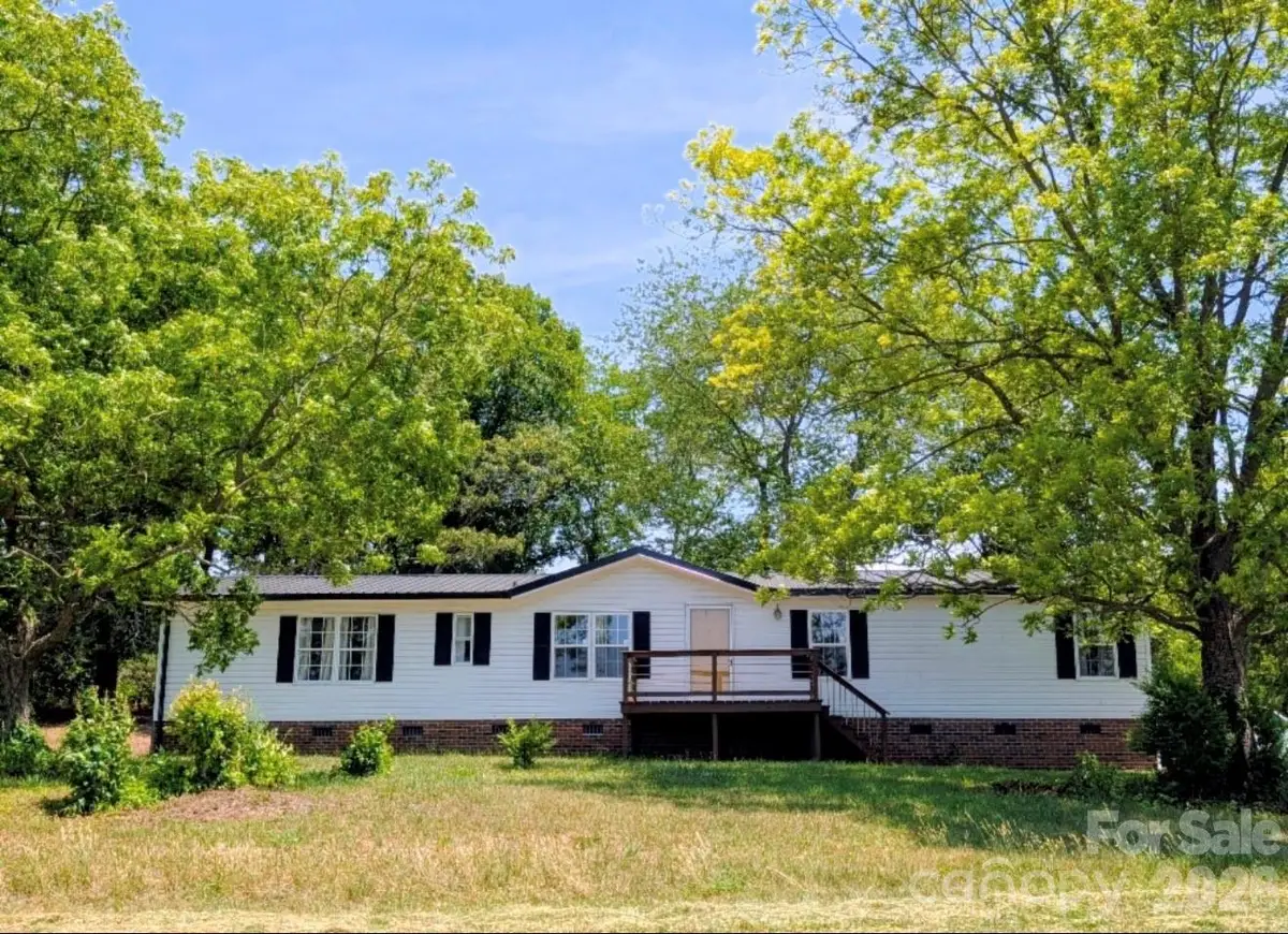 33 Honeysuckle Lane, Taylorsville, NC 28682 - #1