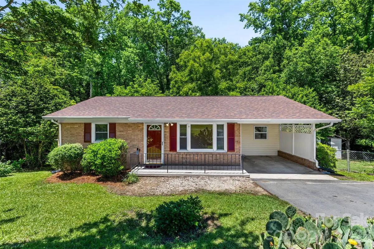 219 Belton Avenue, Mount Holly, NC 28120 - #1