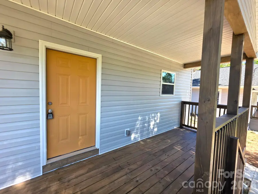 1105 8th Street, Statesville, NC 28677 - #2