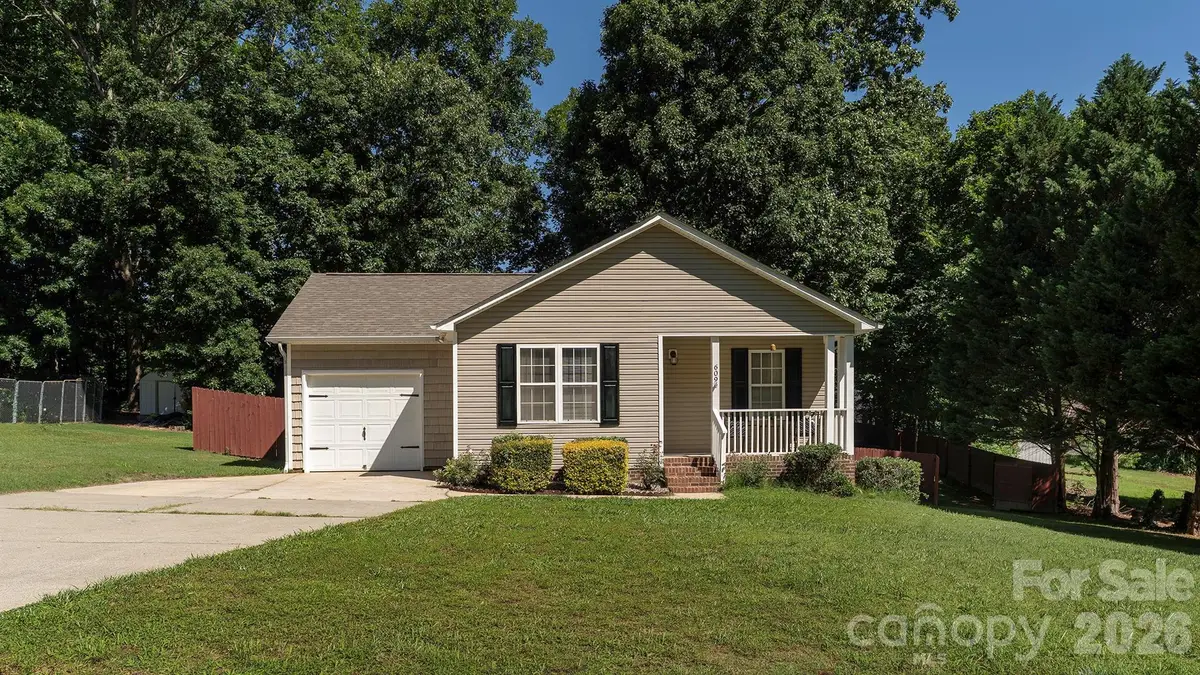 609 Forest Ridge Road, Kannapolis, NC 28083 - #1
