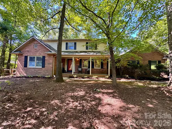 196 Flint Ridge Drive, Concord, NC 28025