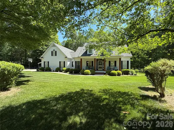 2230 Wedgewood Drive, Matthews, NC 28104