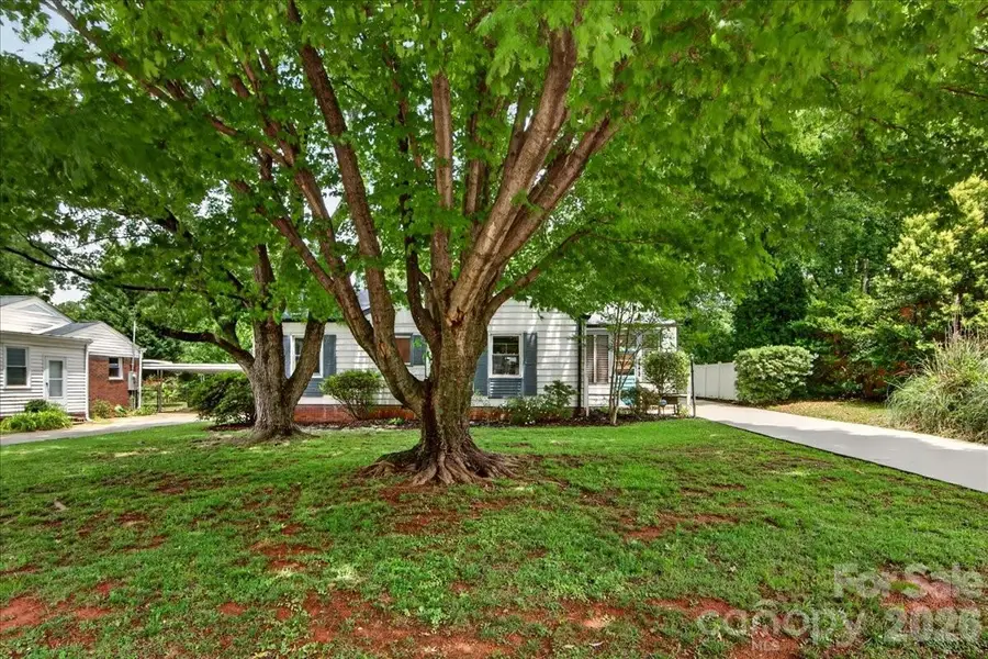 2225 Ashley Road, Charlotte, NC 28208 - #2