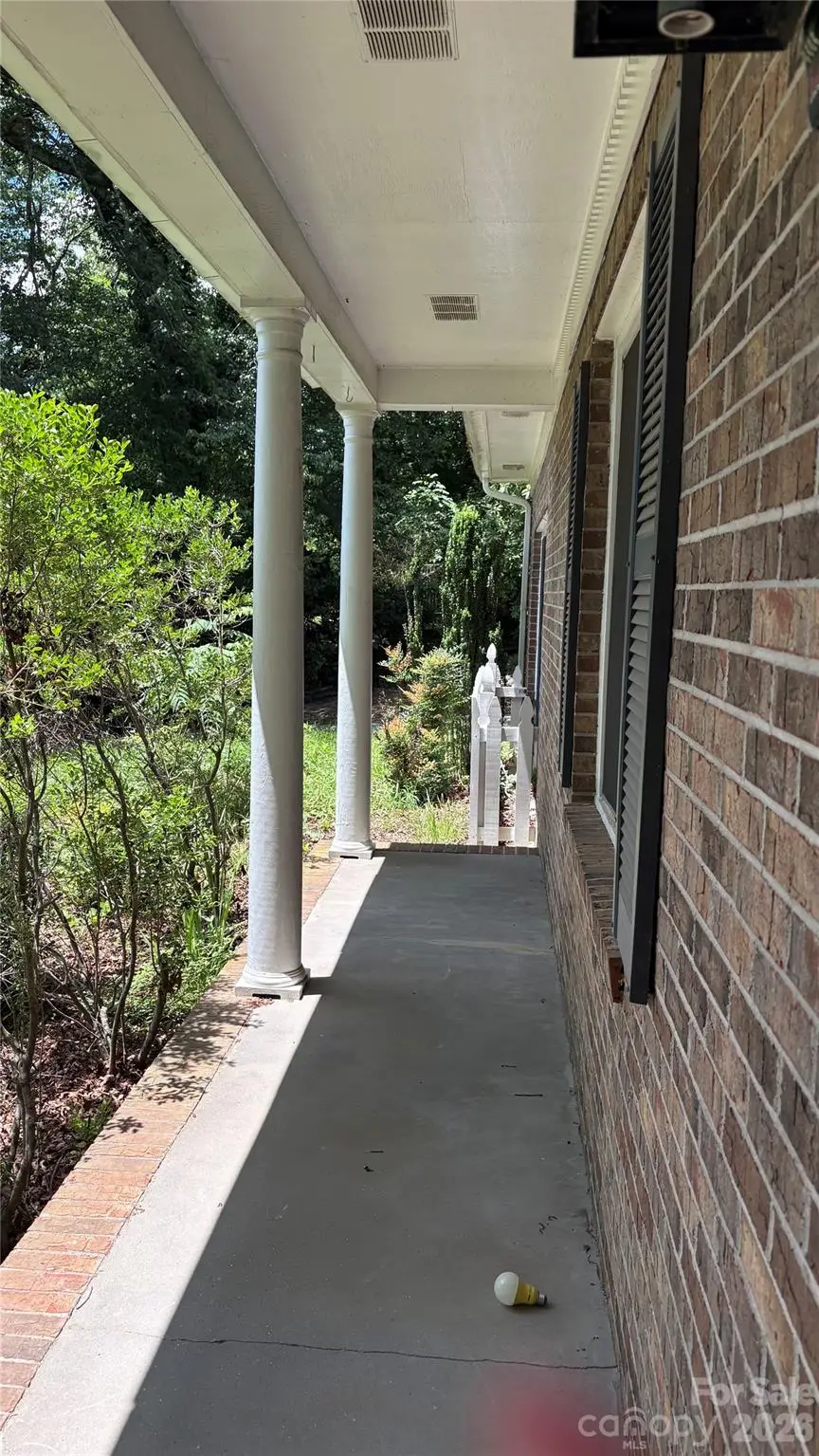 132 Haynes Street, Hendersonville, NC 28791 - #2