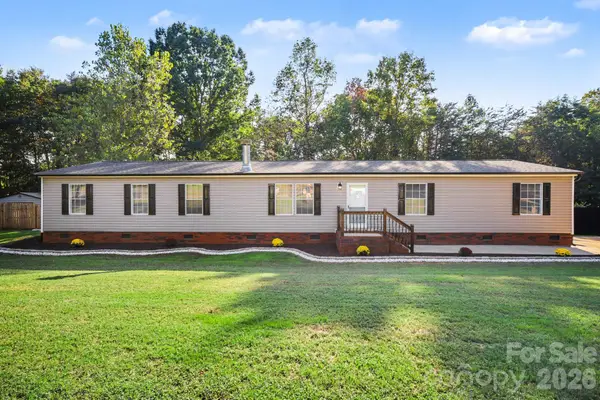 125 Heartwood Lane, Statesville, NC 28625