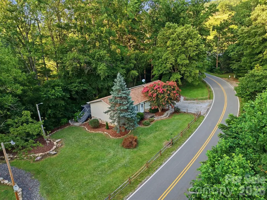 5513 Old Linville Road, Marion, NC 28752 - #3