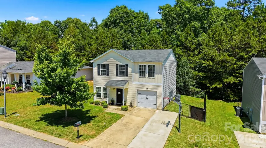 3938 Hemingway Drive Nw, Hickory, NC 28601 - #2