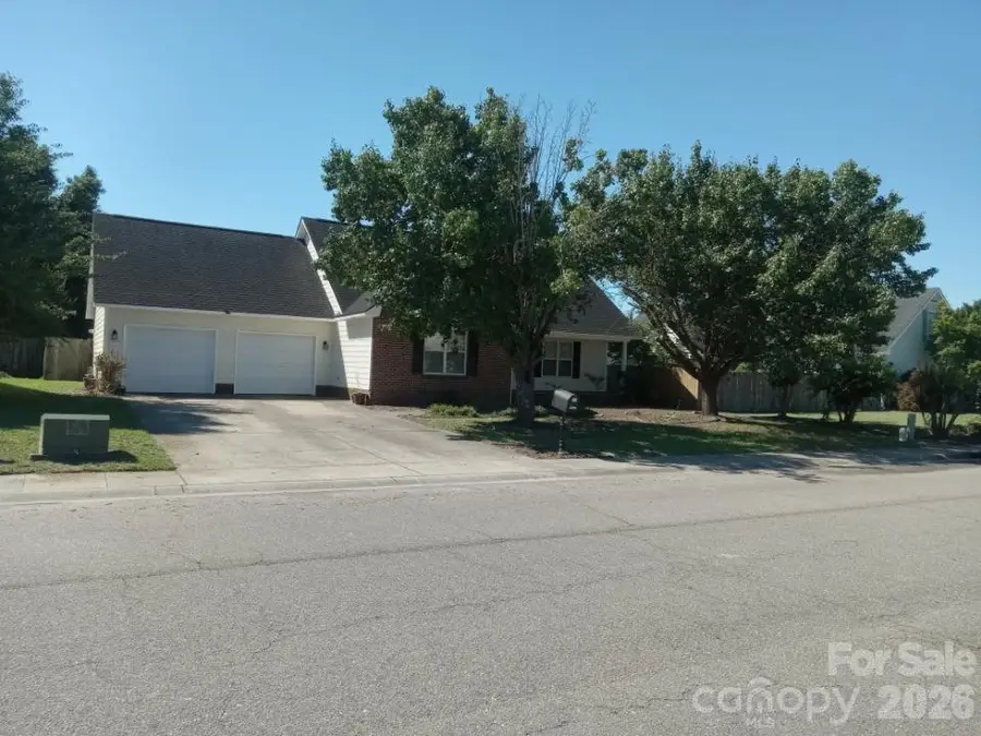 5529 Walking Trail, Hope Mills, NC 28348 - #2
