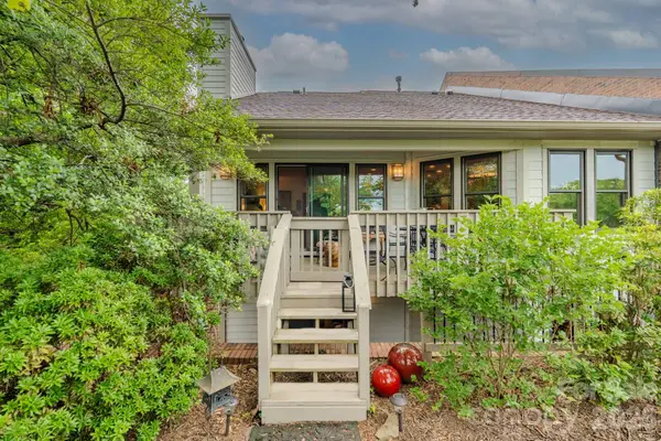 77 Chestnut Street #106, Tryon, NC 28782