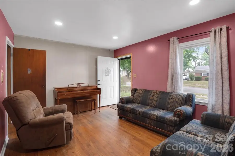 1616 Mcallister Drive, Charlotte, NC 28216 - #2