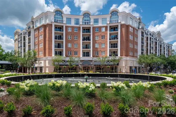 4620 Piedmont Row Drive #304, Charlotte, NC 28210
