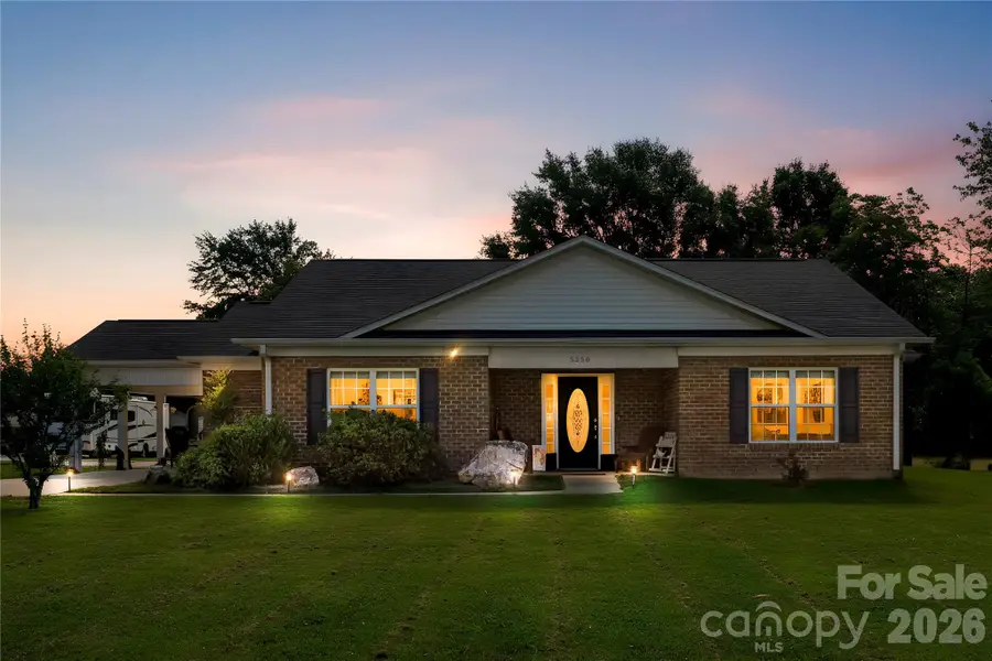 5250 Hickory Grove Road, Mount Holly, NC 28120 - #3