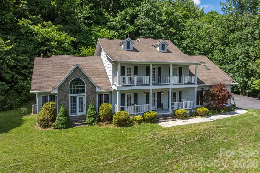 302 Davy Crockett Drive, Maggie Valley, NC 28751 - #2