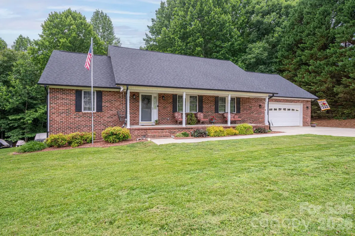 2479 Old Pond Drive, Lincolnton, NC 28092 - #1