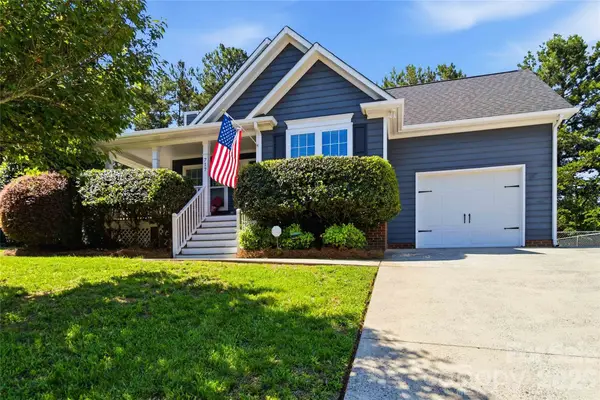 717 Peregrine Court, Gastonia, NC 28056