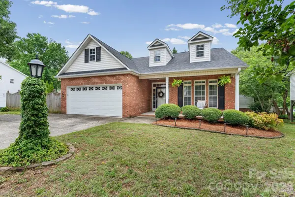 1900 Austin Place Lane, Winston Salem, NC 27127