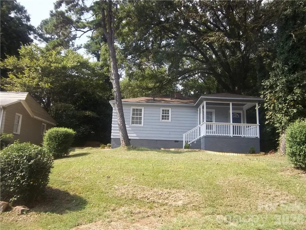 2431 Columbus Circle #15, Charlotte, NC 28208 - #1