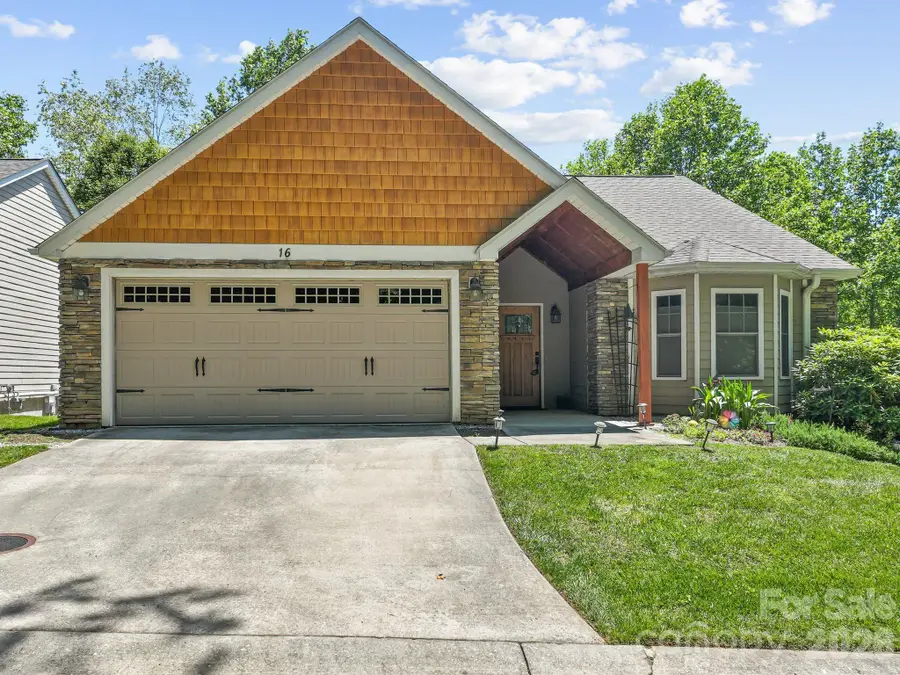 16 Jennlynn Drive, Arden, NC 28704 - #3