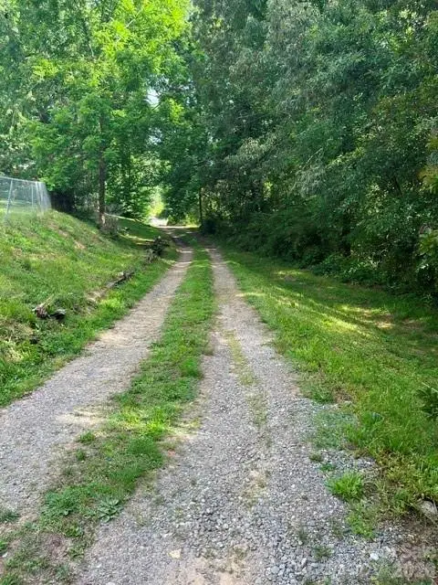 6 John Hazel Drive, Swannanoa, NC 28778 - #3