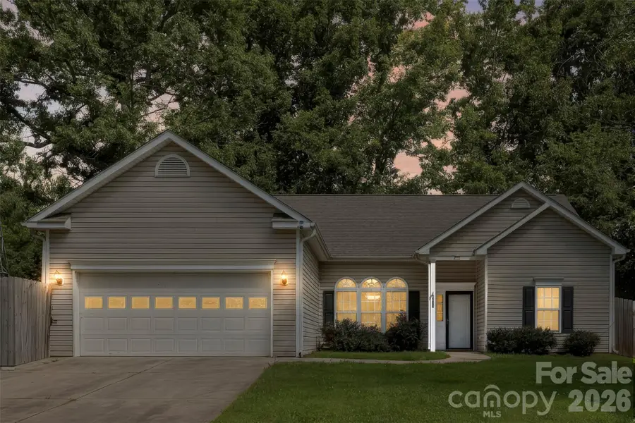 8011 Maxwelton Drive, Huntersville, NC 28078 - #3