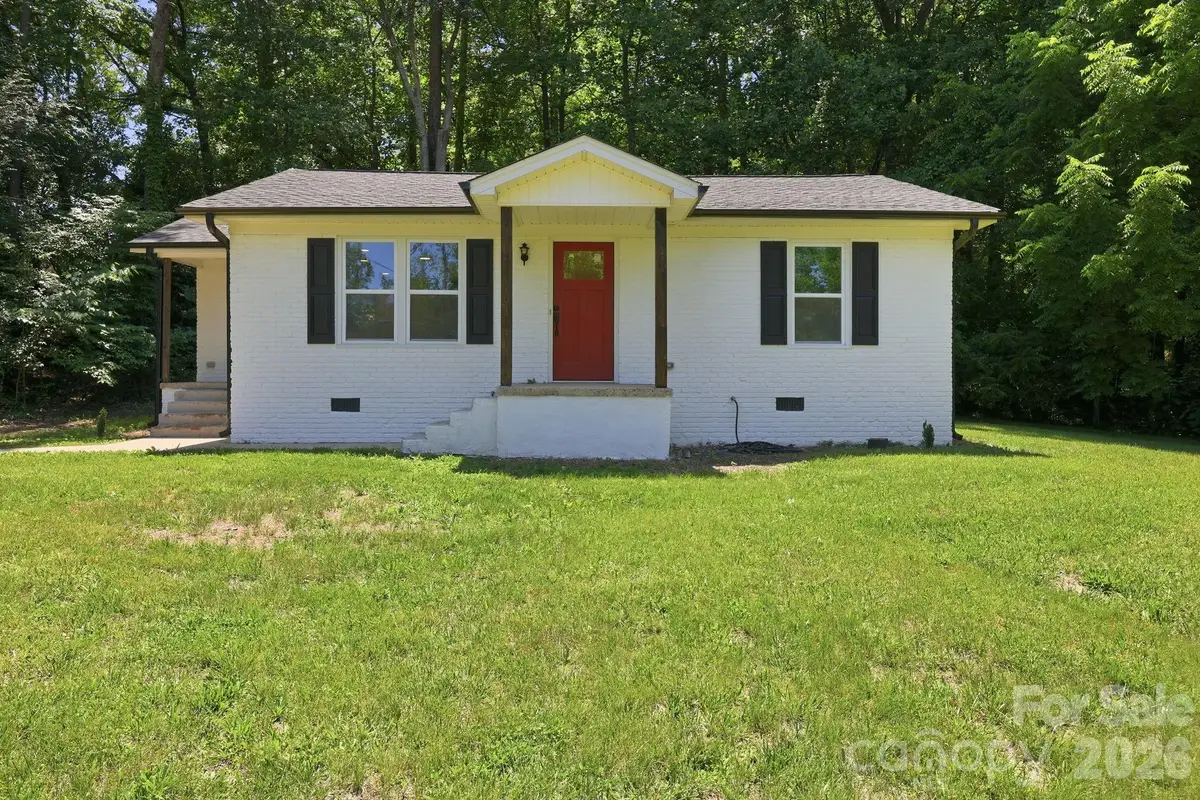 918 Breezewood Drive, Charlotte, NC 28262 - #1