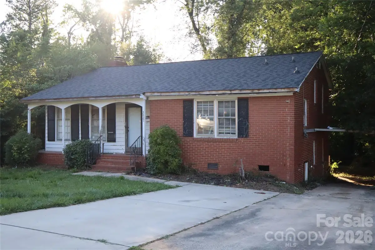 5427 Kildare Drive, Charlotte, NC 28215 - #1