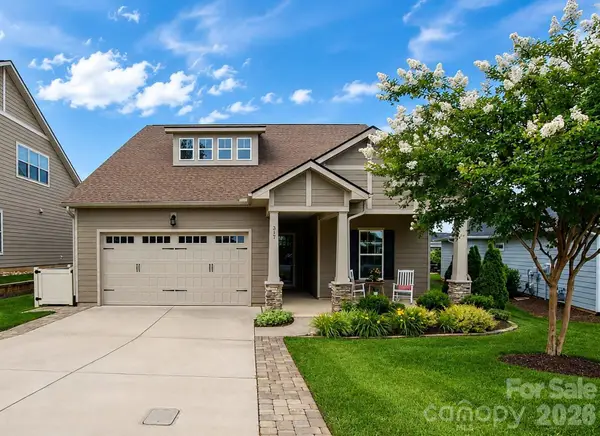 317 Hemlock Bluff Court, Denver, NC 28037