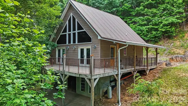 578 Three Top Circle, West Jefferson, NC 28694