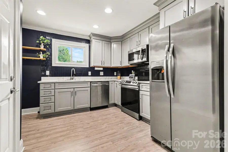 7048 Delta Lake Drive, Charlotte, NC 28215 - #2