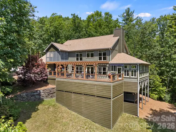 426 Eagle Ridge Road, Zirconia, NC 28790