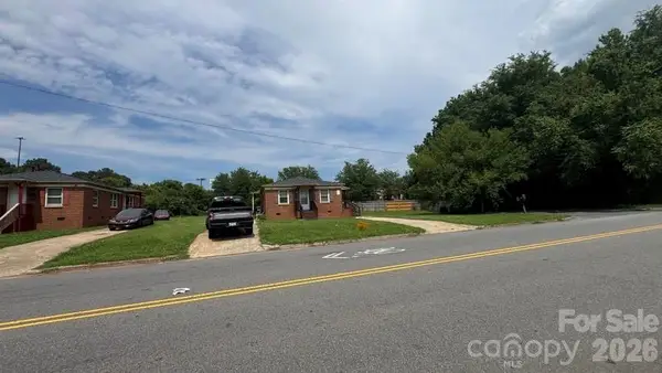 1661 &1665 Montana Drive, Charlotte, NC 28216
