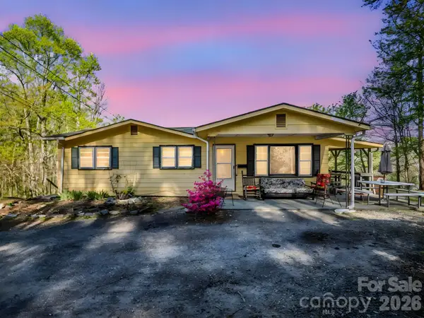 135 Jordan Road, Swannanoa, NC 28778