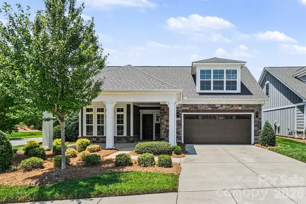 12005 Grove Crossing Drive, Huntersville, NC 28078