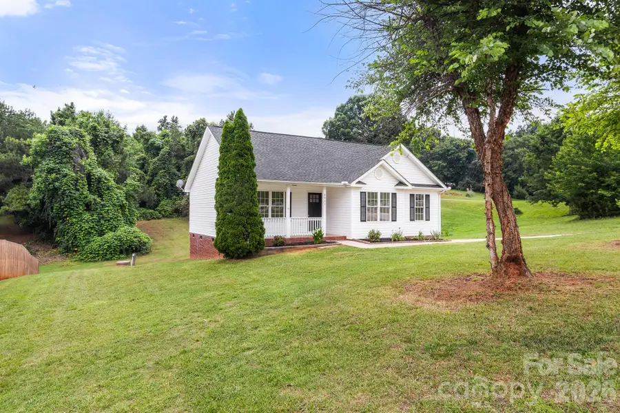 2931 Greenleaf Road, Clover, SC 29710 - #2