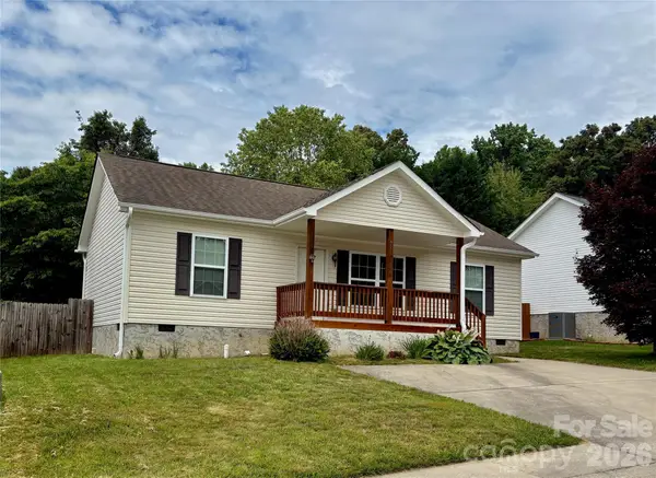 95 Newberry Drive, Fletcher, NC 28732