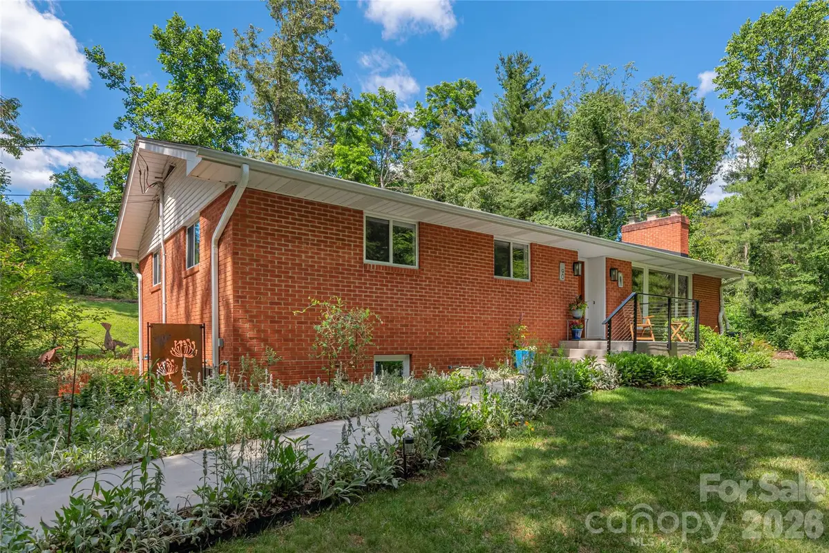 90 Bell Road, Asheville, NC 28805 - #1