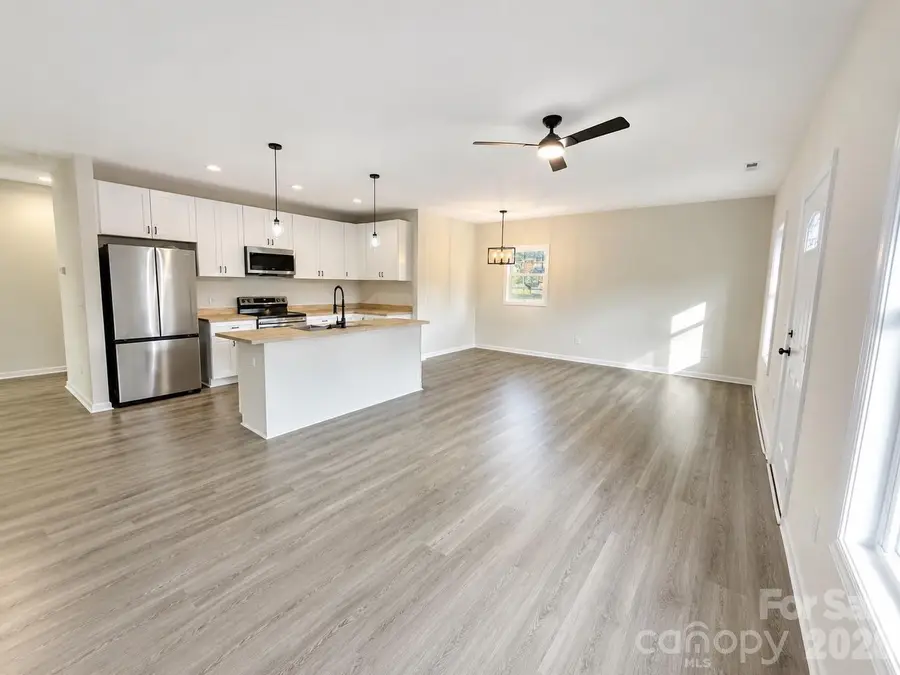 302 White Street, Cherryville, NC 28021 - #2