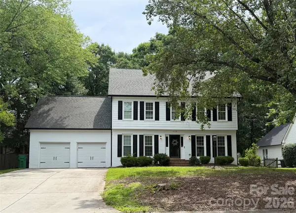 10129 Hanover Glen Road, Charlotte, NC 28210