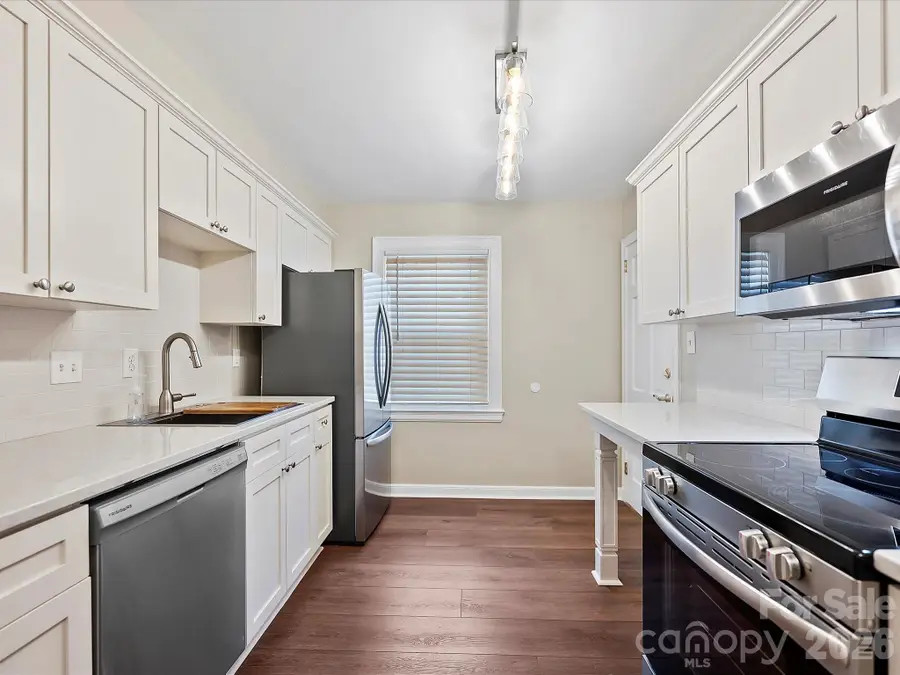 107 S Laurel Avenue, Charlotte, NC 28207 - #2