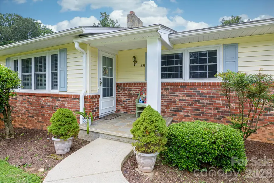 352 Cedar Lane, Arden, NC 28704 - #3