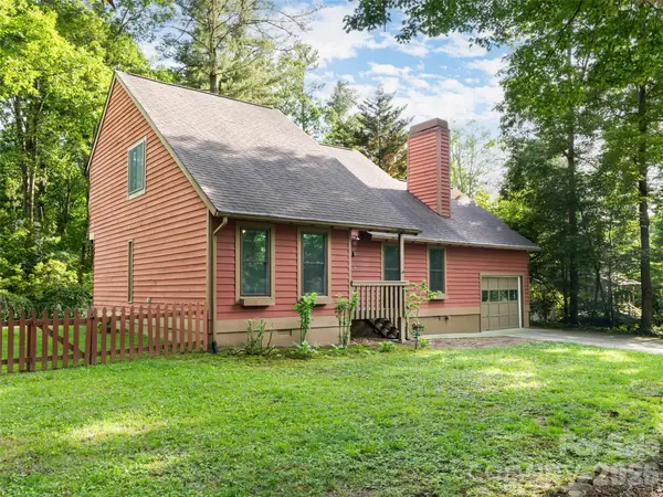 1 Oak Leaf Drive, Fletcher, NC 28732
