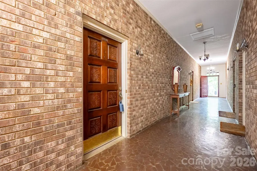 7226 Quail Meadow Lane, Charlotte, NC 28210 - #2