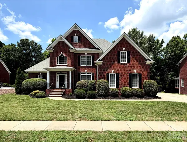 1332 Bershire Lane, Charlotte, NC 28262
