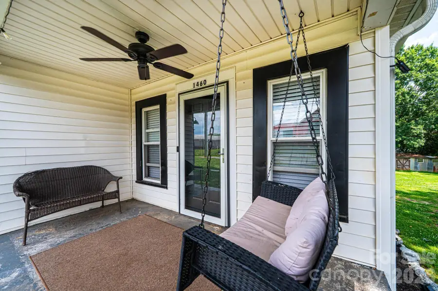 1460 17th Street Ne, Hickory, NC 28601 - #3