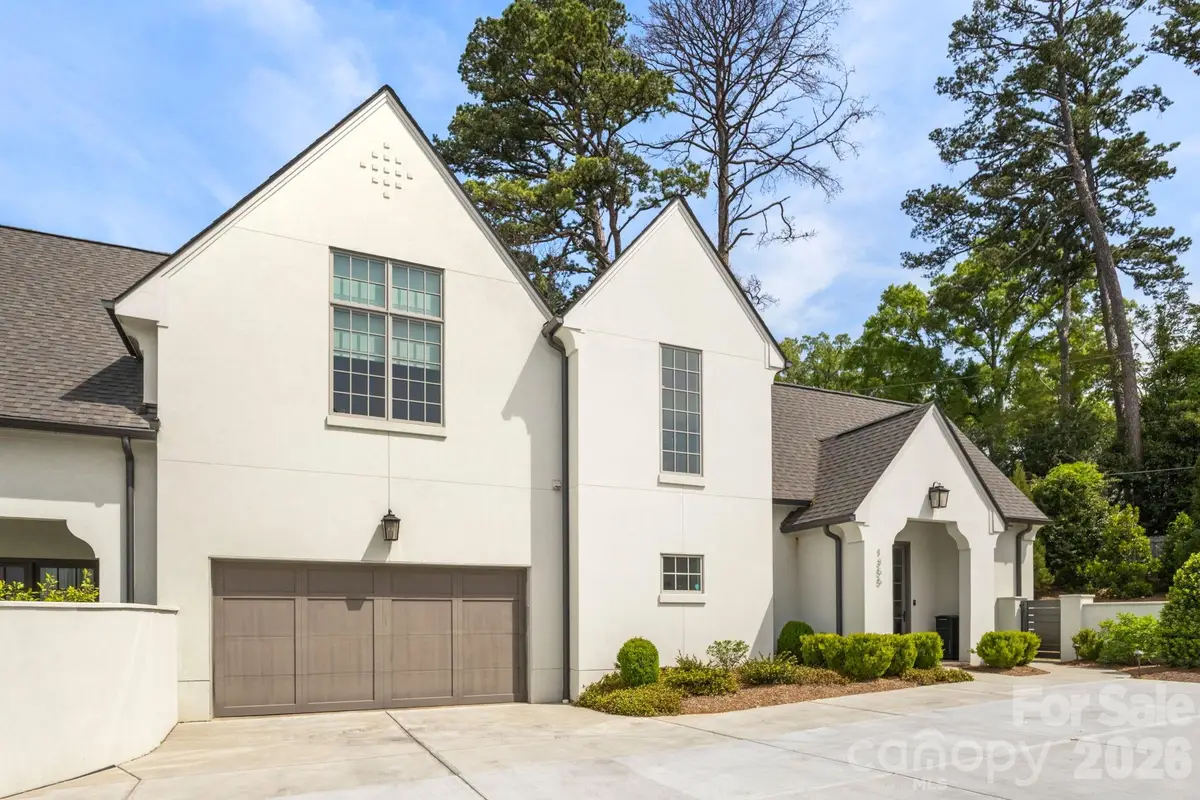 1355 S Kings Drive, Charlotte, NC 28207 - #1