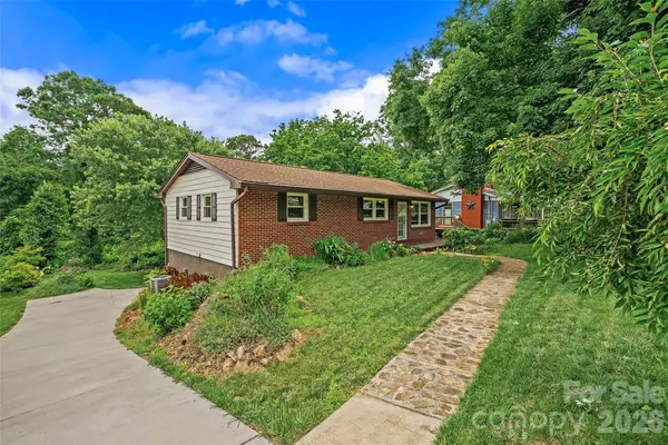 154 Richmond Hill Drive, Asheville, NC 28806