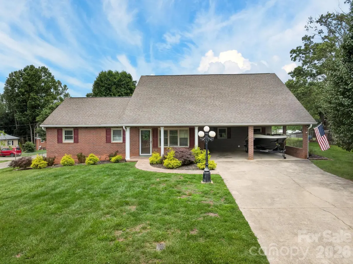 2411 Allendale Circle, Lenoir, NC 28645 - #1