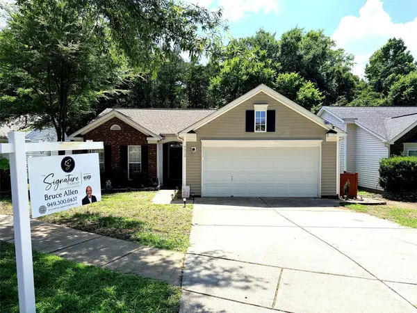 4313 Bubbling Brook Court, Charlotte, NC 28278